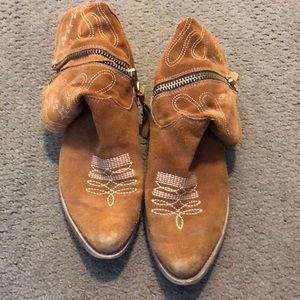 Shortie Cowboy boots